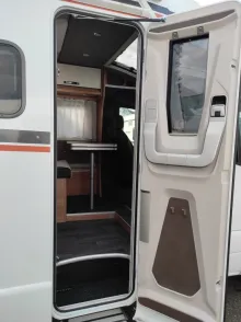 Fahrzeugbild Weinsberg CaraCompact 640 MEG EDITION [PEPPER] #8