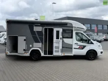 Fahrzeugbild Challenger Teilintegriert Etape Edition 270 Hyd. Hubstützen #7