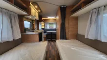Sicht vorne-hinten Weinsberg CaraOne 480 EU 3 Pakete/1500kg/Serviceklappe