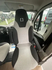 Fahrzeugbild Crosscamp ADVTR 6.0 DF Peugeot Schnäppchen 6m Kastenwagen #12
