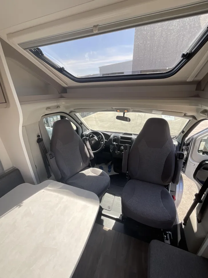Fahrzeugbild Carado T 447 #11