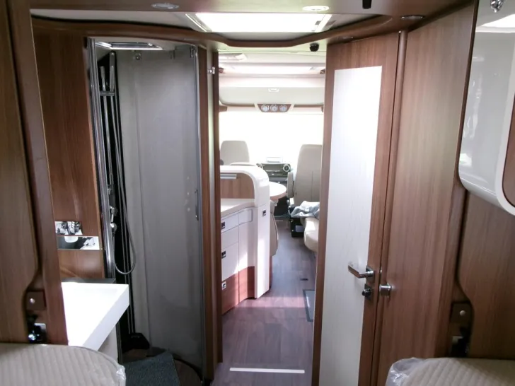 Fahrzeugbild Carthago chic e-line I 61 XL LE Mercedes #22