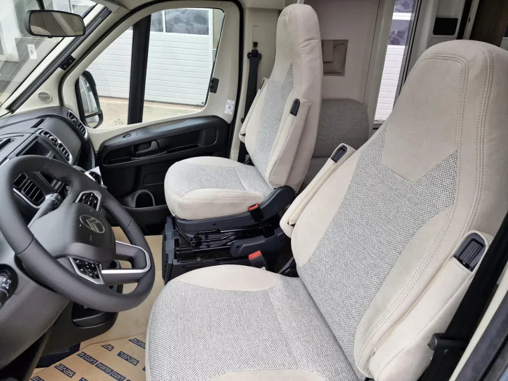 Fahrzeugbild Carado T 447 +pro+ Paket*TV Paket*Hubbett* #13