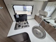 Fahrzeugbild Carado T 447 +pro+ Paket*TV Paket*Hubbett* #17