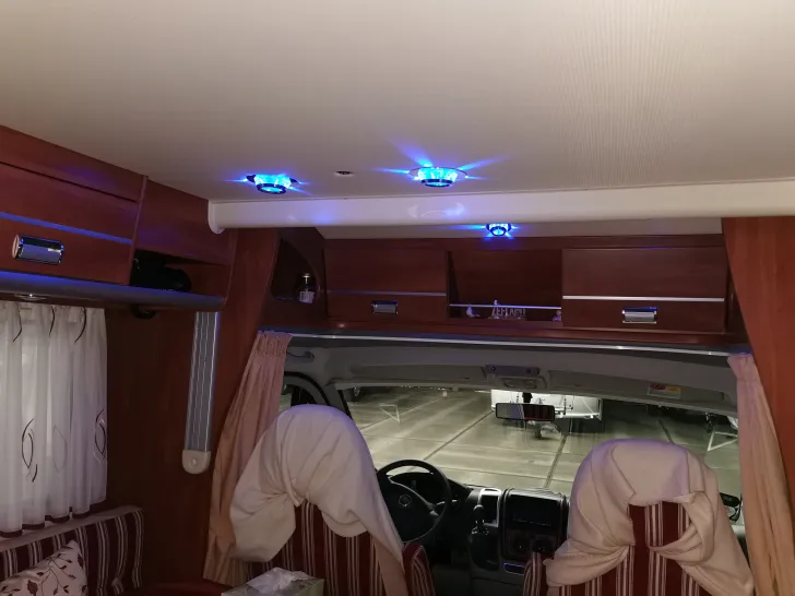 Fahrzeugbild Laika Kreos 5010 “Das Fahrzeug befi #6