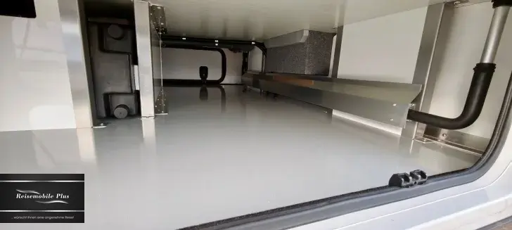Fahrzeugbild Phoenix 8300 QRSLX  Sonderbau . große Garage Hecksitzgr #13