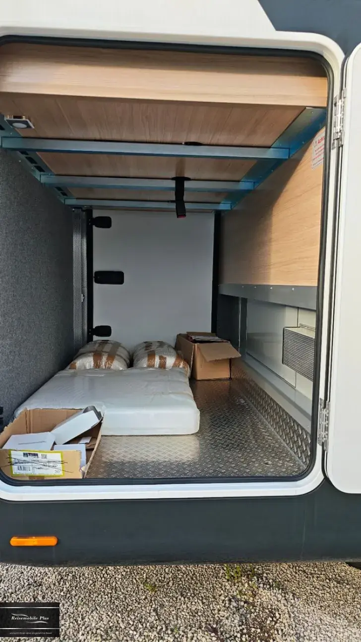 Fahrzeugbild Phoenix 8300 QRSLX  Sonderbau . große Garage Hecksitzgr #14