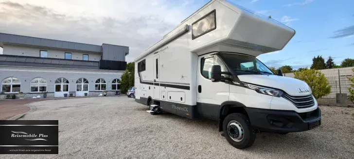 Fahrzeugbild Phoenix 8300 QRSLX  Sonderbau . große Garage Hecksitzgr #17