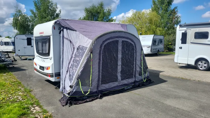 Heckgarage Dethleffs c' joy 410 QL Vorzelt & Autark