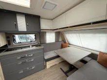 Fahrzeugbild Hobby De Luxe 495 WFB Modell 2026 ausgestellt! #9