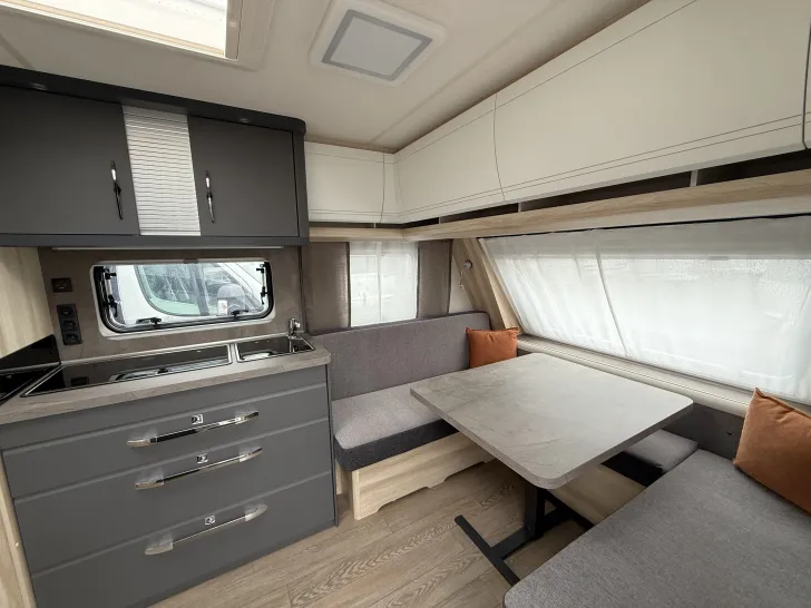 Fahrzeugbild Hobby De Luxe 495 WFB Modell 2026 ausgestellt! #9