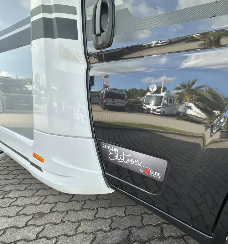 Fahrzeugbild Knaus L!VE TI 700 MEG Platinum Selection Live Ti ; 25 Years Selection #6