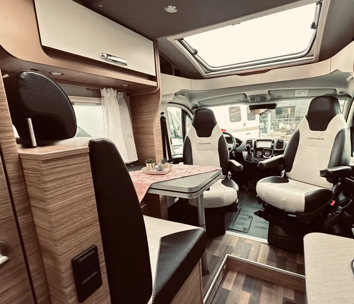 Fahrzeugbild Weinsberg CaraCompact 600 MEG EDITION [PEPPER] AKTION ; Klimaanlage Dach #9