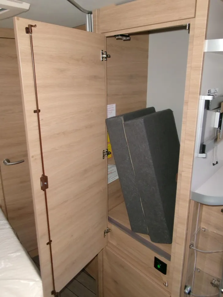 Fahrzeugbild Knaus Südwind BLACK SELECTION 450 FU #12