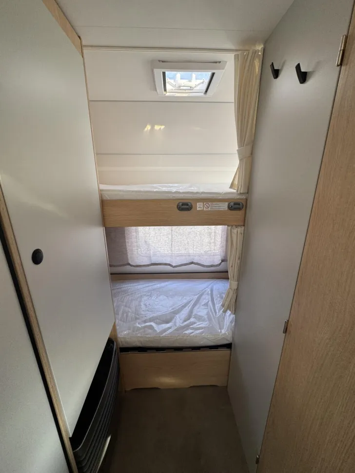 Fahrzeugbild LMC Style 70 493 K #14
