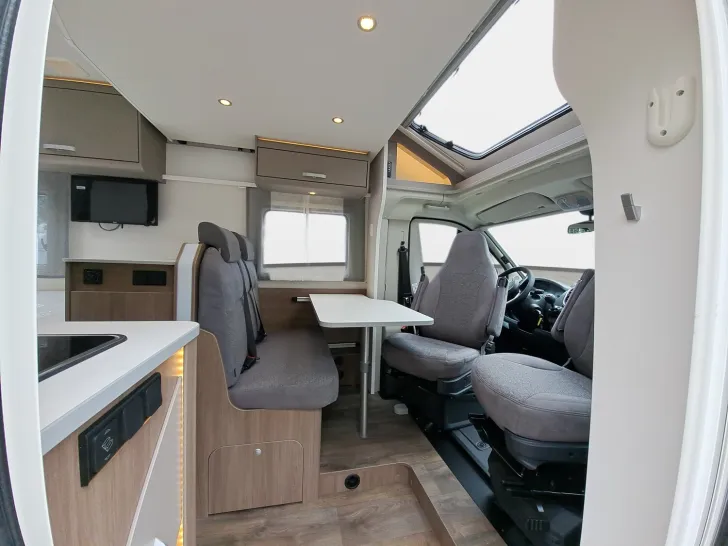 Fahrzeugbild Carado T 135 Pro+, Hubbett, Solar, LTE, TV #8