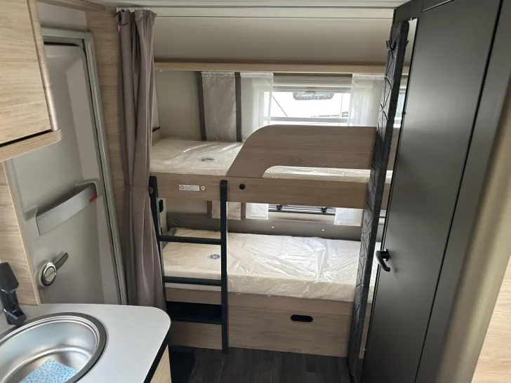 Fahrzeugbild Weinsberg CaraOne 480 QDK HOT Edition Sondermodell #6