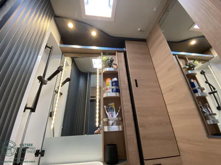 Fahrzeugbild Knaus L!VE WAVE 650 MEG Black Selection 2026 #20