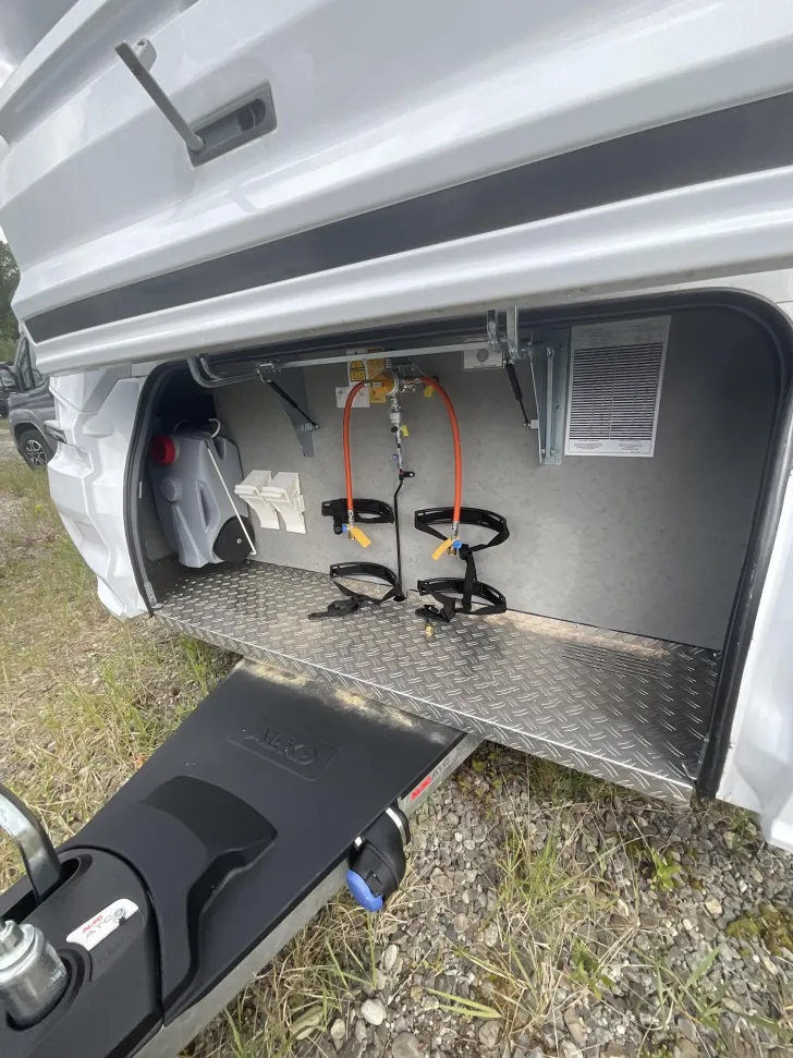 Fahrzeugbild Dethleffs Nomad 540 QMK 6.600 EUR Vorteil! #12
