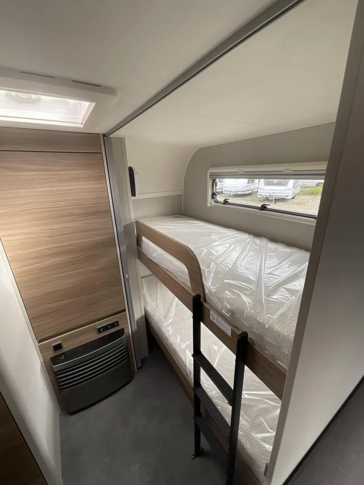 Fahrzeugbild Dethleffs Nomad 540 QMK 6.600 EUR Vorteil! #18