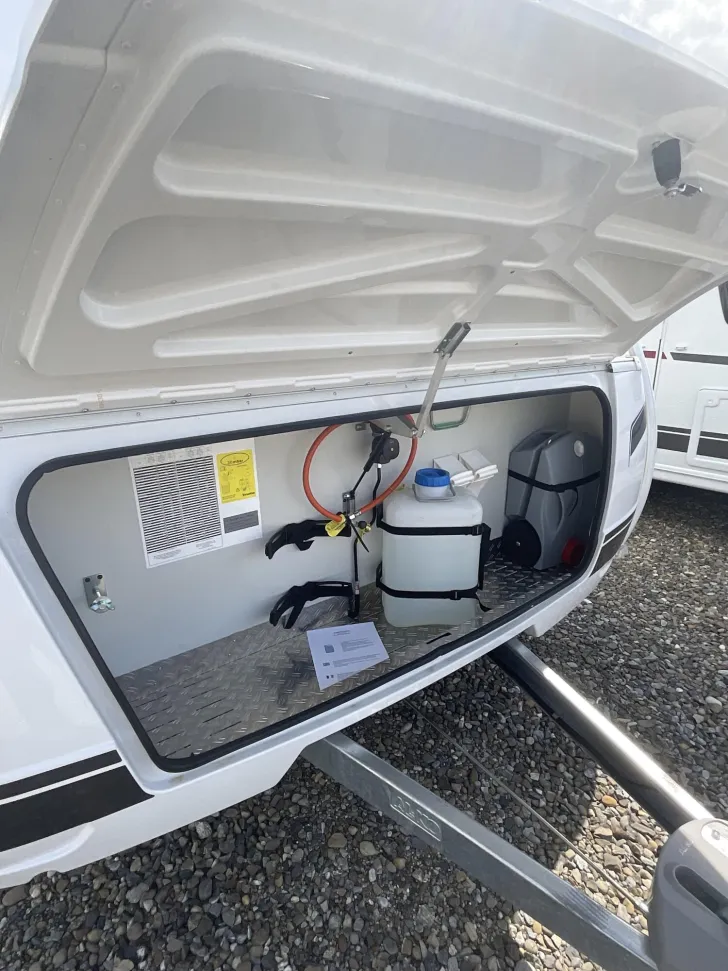 Fahrzeugbild Dethleffs c-go Active 475 EL Einzelbetten, leicht #8