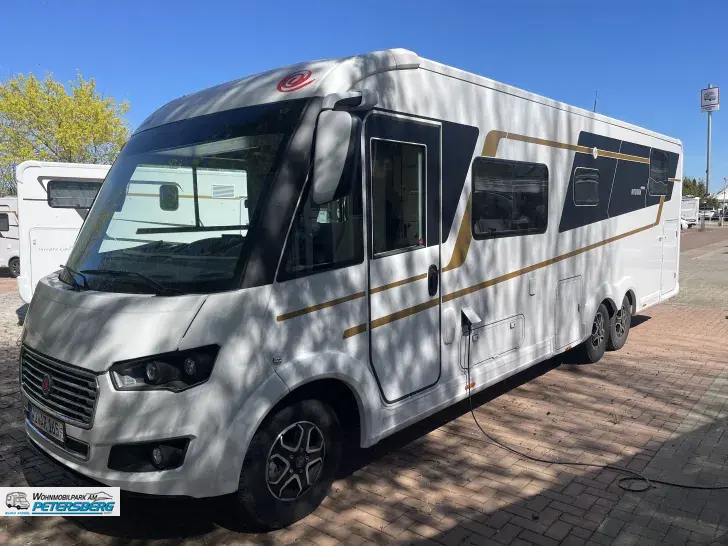 Fahrzeugbild Eura Mobil Integra 890 QB inkl. Vollluftfederung #2