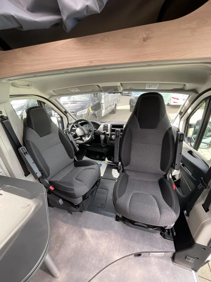 Fahrzeugbild Dethleffs Globetrail Active 600 DS Fiat Dieselheizung #14