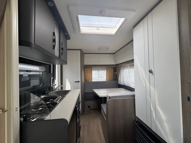 Fahrzeugbild Hobby OnTour 390 SF Ideal für 2 #12