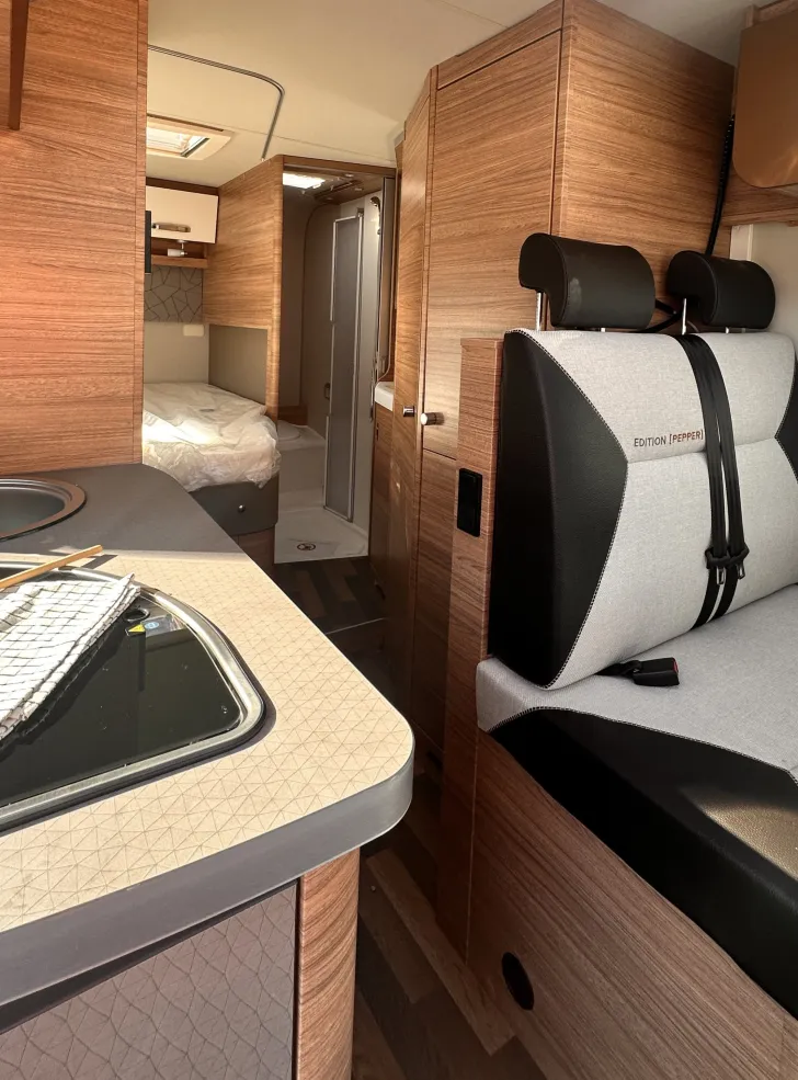 Fahrzeugbild Weinsberg CaraCompact 600 MF EDITION [PEPPER] AKTIONSPREIS #6
