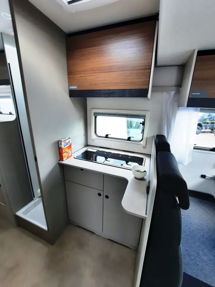 Fahrzeugbild LMC Tracer 730 EL Verfüg./Sparen Sie 15.235,- € #11
