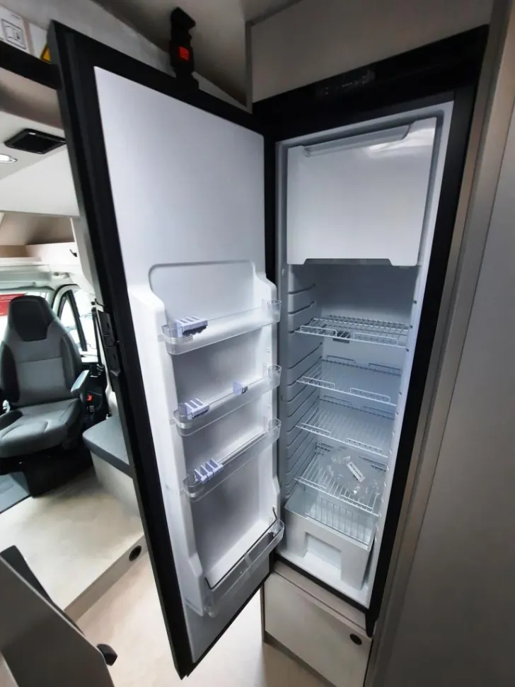 Fahrzeugbild LMC Tracer 730 EL Verfüg./Sparen Sie 15.235,- € #14