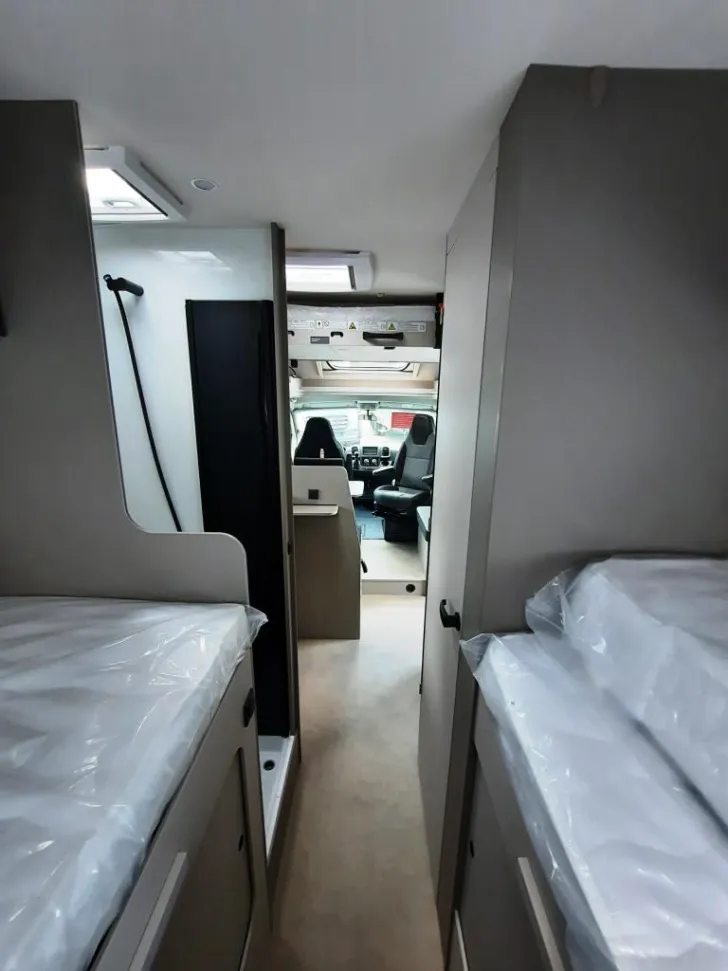Fahrzeugbild LMC Tracer 730 EL Verfüg./Sparen Sie 15.235,- € #4