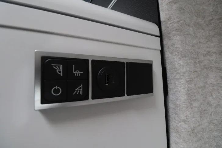 Fahrzeugbild Hymer Grand Canyon S 600 160AhLith|MBUX360GradCAM|AHK #34