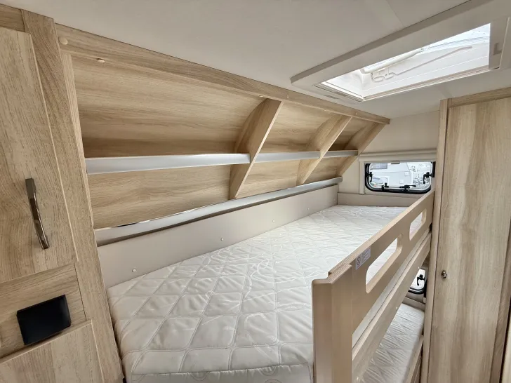 Fahrzeugbild Hobby De Luxe 540 KMFe Neufahrzeug Modell 2026 #14