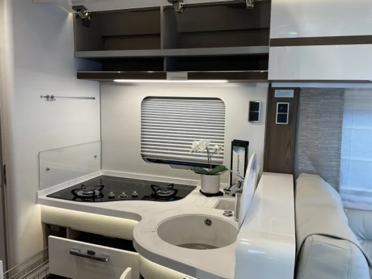 Fahrzeugbild Hymer BML 890-I / Queensbett / 5.5 t / Modell 2026 #12