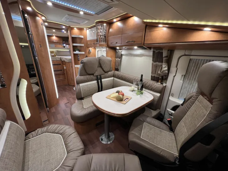Fahrzeugbild Carthago chic c-line I 4.9 LE (527) #16