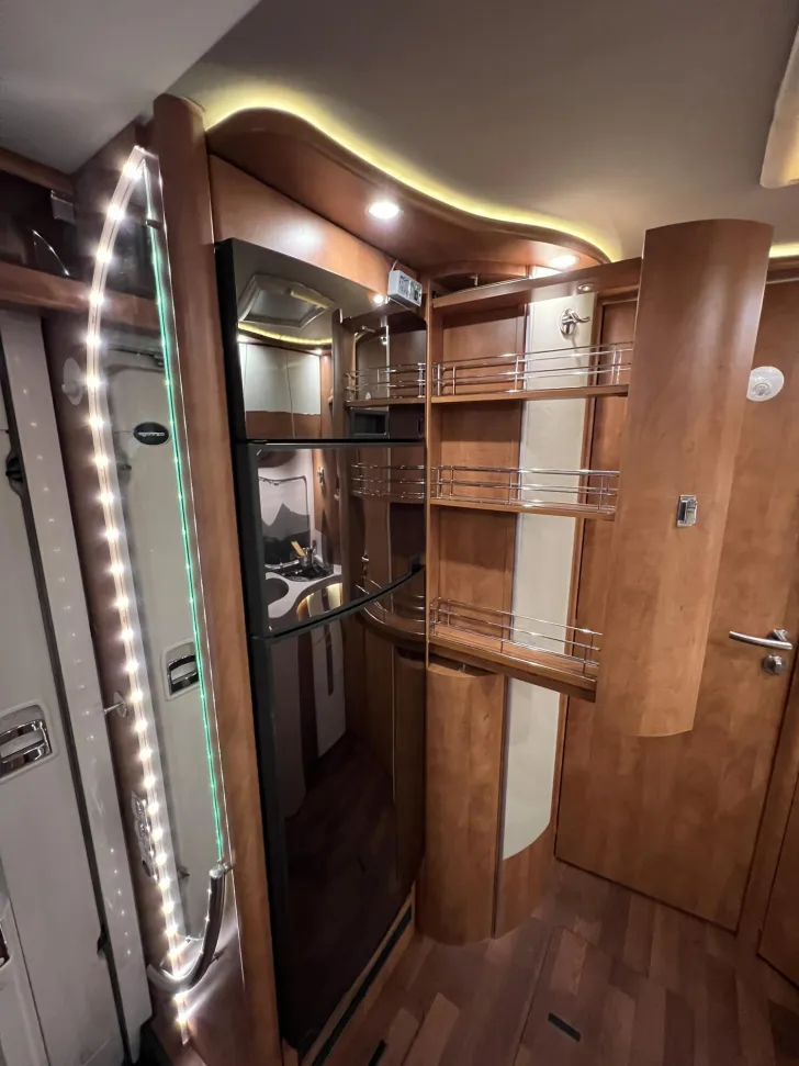 Fahrzeugbild Carthago chic c-line T 4.9 LE (526) #21