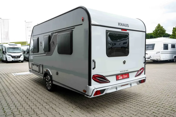 Fahrzeugbild Knaus Südwind 420 QD Black Selection | Aktionspreis! #4