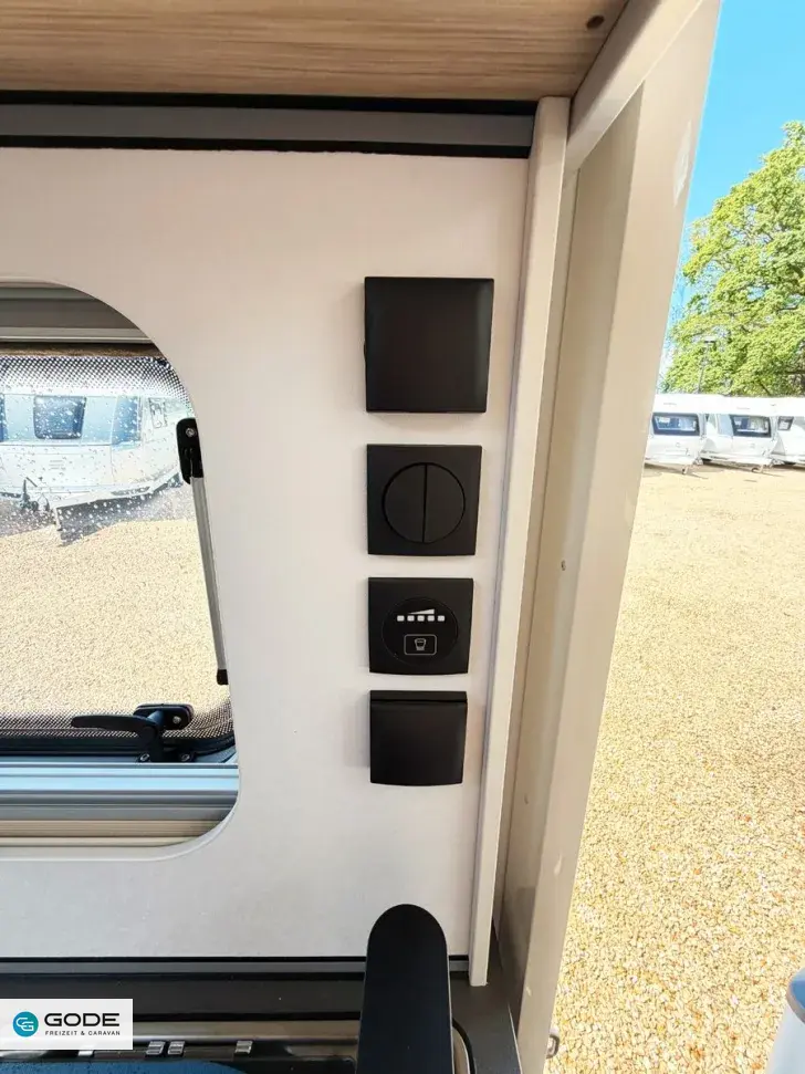 Fahrzeugbild Fendt Apero 495 SKM/2.000 kg/TV-Halter Sky #15