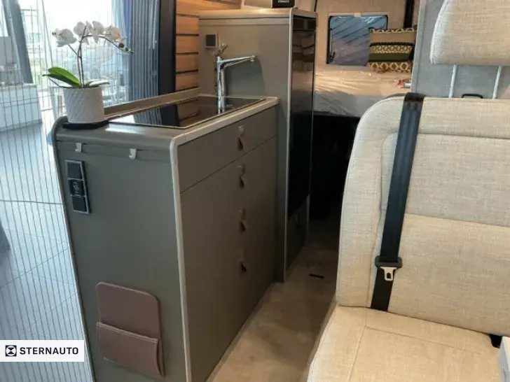 Fahrzeugbild Hymer Grand Canyon S CrossOver #8