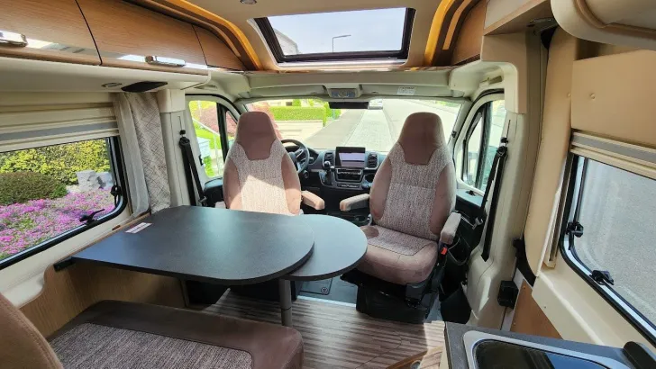 Fahrzeugbild Malibu Van Diversity 640 LE K charming GT skyview Wie neu: GT S #6