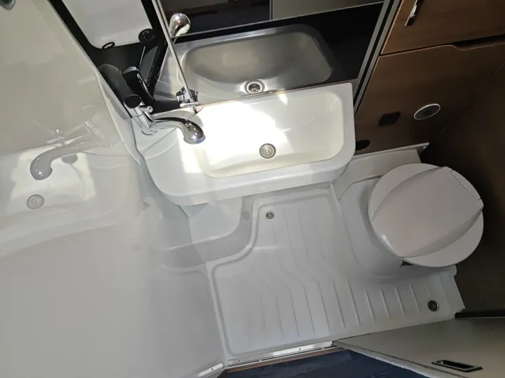 Fahrzeugbild Knaus Van i 650 MEG #15