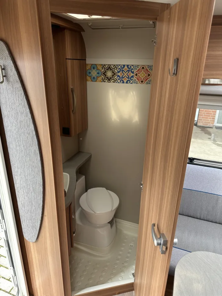 Fahrzeugbild Weinsberg CaraOne 390 QD #8