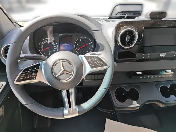 Fahrzeugbild Malibu Genius performance 4x4 641 LE Sie Sparen 36.500 #8