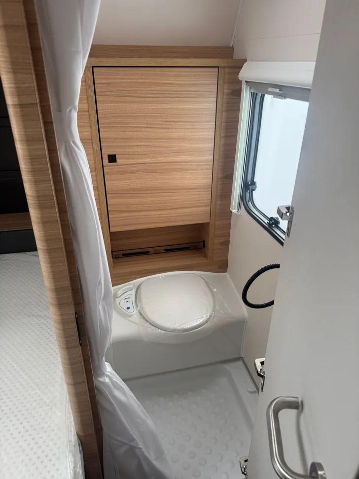 Fahrzeugbild Dethleffs Summer Edition 560 FMK #10