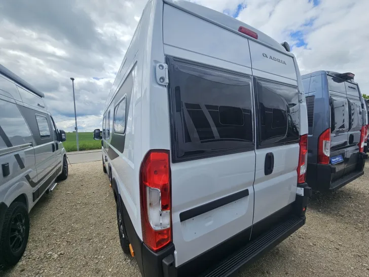 Fahrzeugbild Adria Twin 640 SLB WHITE EDITION #24