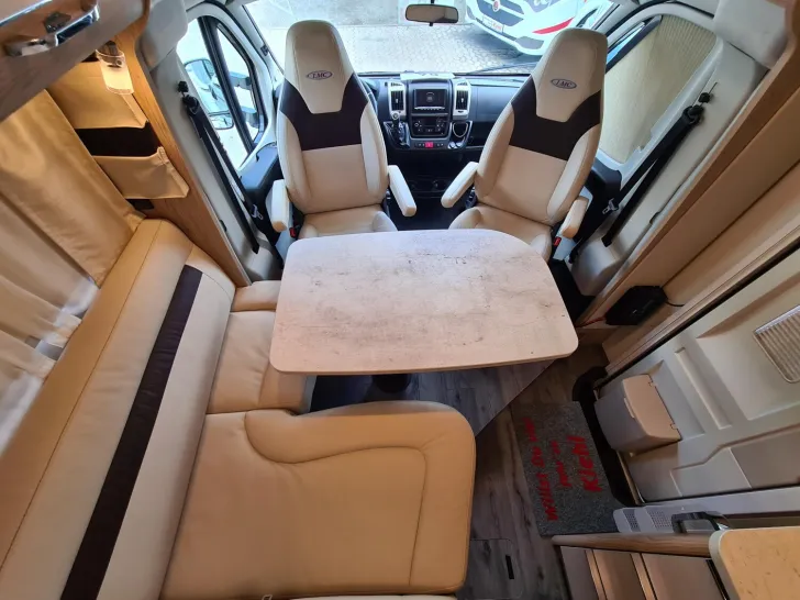 Fahrzeugbild LMC Cruiser 663 G "Grey Selection 150" *Solar + WR* #17