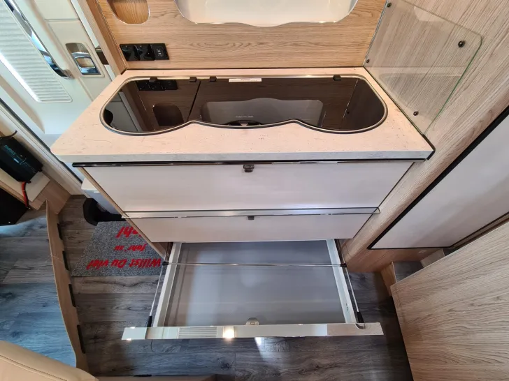 Fahrzeugbild LMC Cruiser 663 G "Grey Selection 150" *Solar + WR* #21