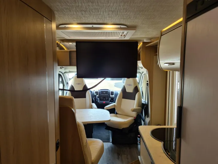 Fahrzeugbild LMC Cruiser 663 G "Grey Selection 150" *Solar + WR* #31