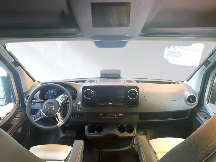 Fahrzeugbild Hymer Grand Canyon S CrossOver 600  !!! Abverkauf Vorführwagen !!! #8